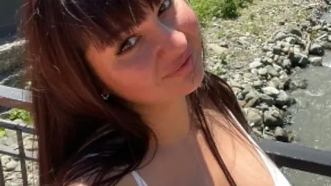 Tina_Dolly