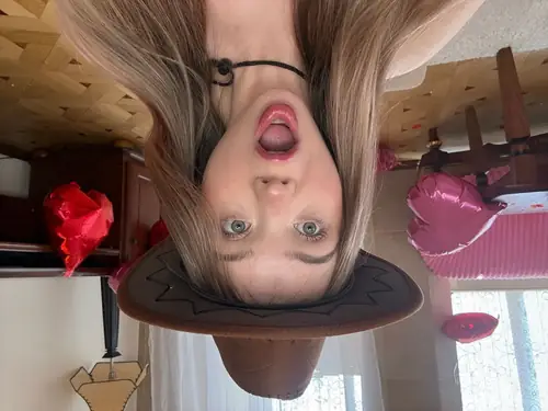 Lana Lee - dildo