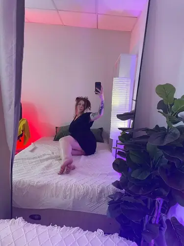 Sophie - bigass
