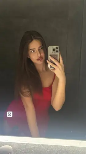 Kelly - ass