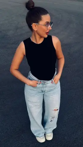 Kelly - bigass