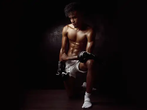 AaronCruz - ebony