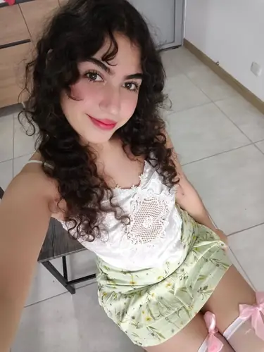 Sweet Aurora - curly