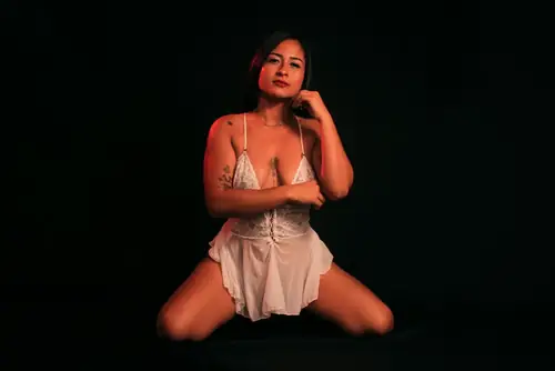 Zahira Evans - feet