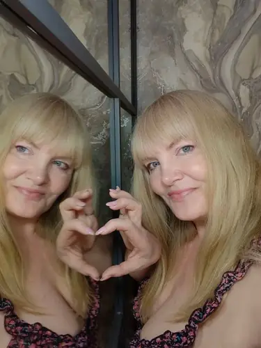 Nicole - blowjobs