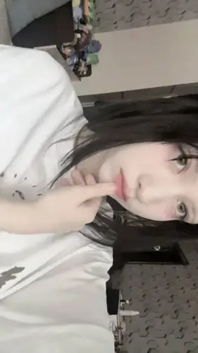 Marie - boobs