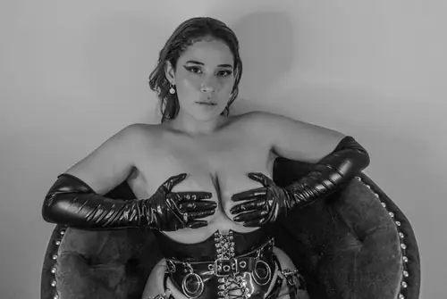 Tess - ass